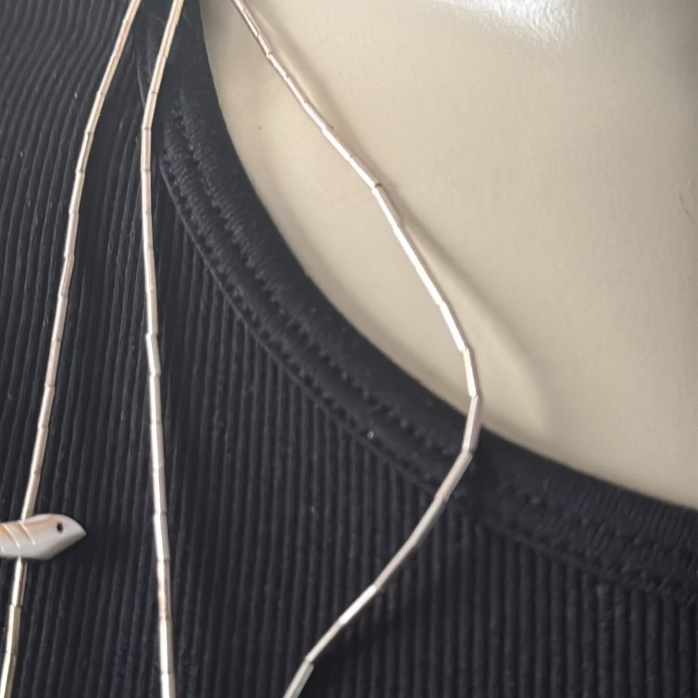 Vintage 70s Zuni Sterling Silver Bird Fetish Necklace - Picture 10 of 14